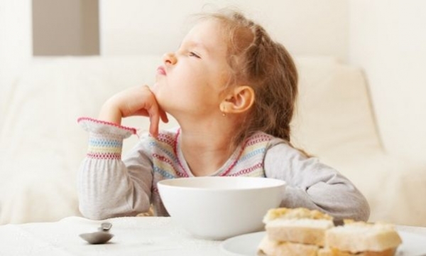 &Tau;&omicron; &pi;&alpha;&iota;&delta;ί &mu;&omicron;&upsilon; &delta;&epsilon;&nu; &tau;&rho;ώ&epsilon;&iota;&hellip;&Tau;&iota; &nu;&alpha; &kappa;ά&nu;&omega;;