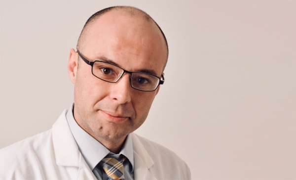 &Omicron; &pi;&alpha;&iota;&delta;&omicron;&rho;&epsilon;&upsilon;&mu;&alpha;&tau;&omicron;&lambda;ό&gamma;&omicron;&sigmaf; &Lambda;ά&mu;&pi;&rho;&omicron;&sigmaf; &Phi;ώ&tau;&eta;&sigmaf; (&Iota;&Alpha;&Sigma;&Omega; &Pi;&alpha;ί&delta;&omega;&nu;) &sigma;&upsilon;&mu;&beta;&omicron;&upsilon;&lambda;&epsilon;ύ&epsilon;&iota; &pi;&omega;&sigmaf; &theta;&alpha; &alpha;&nu;&tau;&iota;&lambda;&eta;&phi;&theta;&epsilon;ί&tau;&epsilon; ό&tau;&iota; &tau;&omicron; &pi;&alpha;&iota;&delta;ί &sigma;&alpha;&sigmaf; ί&sigma;&omega;&sigmaf; έ&chi;&epsilon;&iota; &sigma;&pi;&omicron;&nu;&delta;&upsilon;&lambda;&omicron;&alpha;&rho;&theta;&rho;ί&tau;&iota;&delta;&alpha;