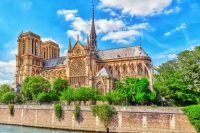 Παναγία των Παρισίων (Notre Dame de Paris)