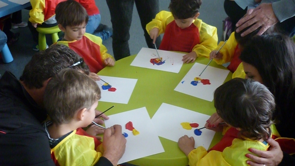 &Sigma;&alpha;&beta;&beta;&alpha;&tau;&iota;ά&tau;&iota;&kappa;&alpha;, &Kappa;&upsilon;&rho;&iota;&alpha;&kappa;ά&tau;&iota;&kappa;&alpha; &kappa;&alpha;&iota; &Pi;&alpha;&sigma;&chi;&alpha;&lambda;&iota;ά&tau;&iota;&kappa;&alpha; &Pi;&rho;&omicron;&gamma;&rho;ά&mu;&mu;&alpha;&tau;&alpha; &Alpha;&pi;&rho;&iota;&lambda;ί&omicron;&upsilon; &sigma;&tau;&omicron;&nu; &laquo;&Epsilon;&lambda;&lambda;&eta;&nu;&iota;&kappa;ό &Kappa;ό&sigma;&mu;&omicron;&raquo;