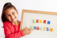 Πότε ένα παιδί μπορεί να ξεκινήσει αγγλικά;